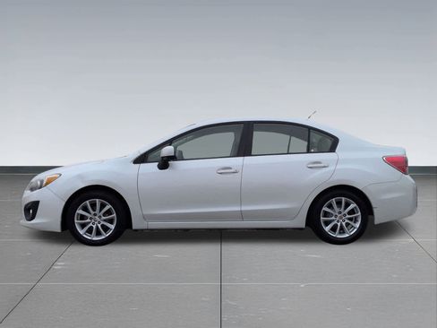 Used 2013 Subaru Impreza 2.0i Premium w/ All-Weather Pkg image 3