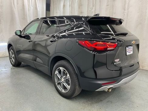 Used 2025 Chevrolet Blazer LT FWD image 5