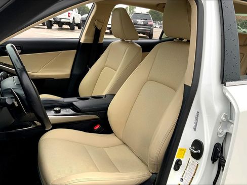 Used 2015 Lexus IS 350 w/ Navigation System Package RWD image 8