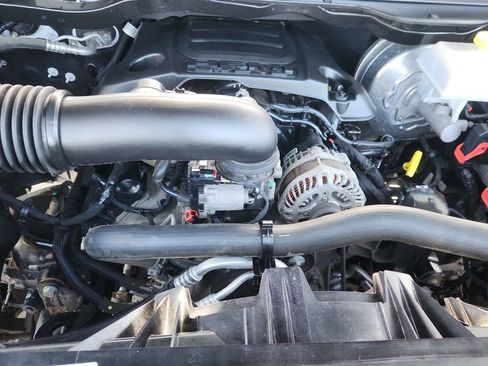 Used 2022 RAM 1500 Limited w/ Off-Road Group image 18