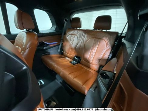 Used 2022 BMW X7 M50i image 24