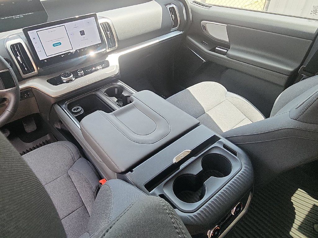 New 2026 Ford Expedition Active AWD/4WD image 25