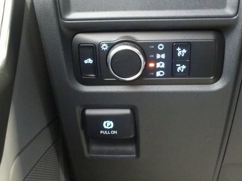 Used 2024 Ford F150 XL AWD/4WD image 11