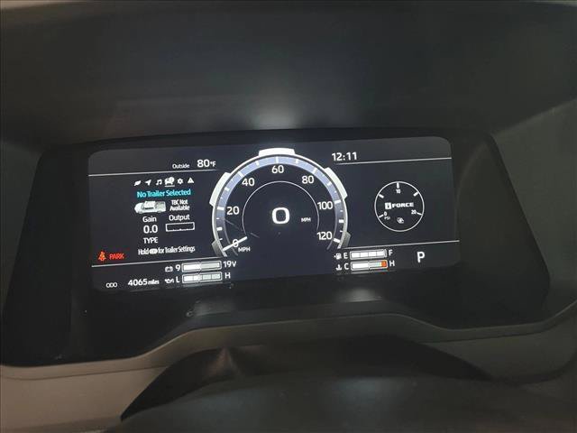 Used 2026 Toyota Tundra Limited AWD/4WD image 11