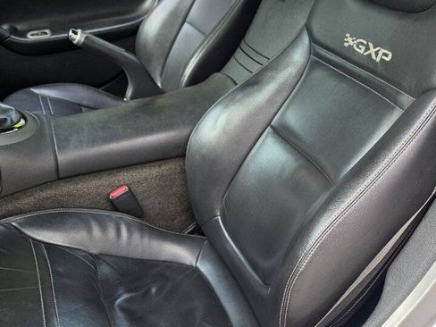 Used 2008 Pontiac Solstice GXP w/ Premium Package RWD image 9