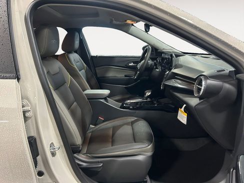 New 2026 Chevrolet Trax ACTIV w/ Sunroof Package image 10