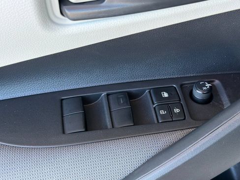 Certified 2022 Toyota Corolla LE FWD image 14