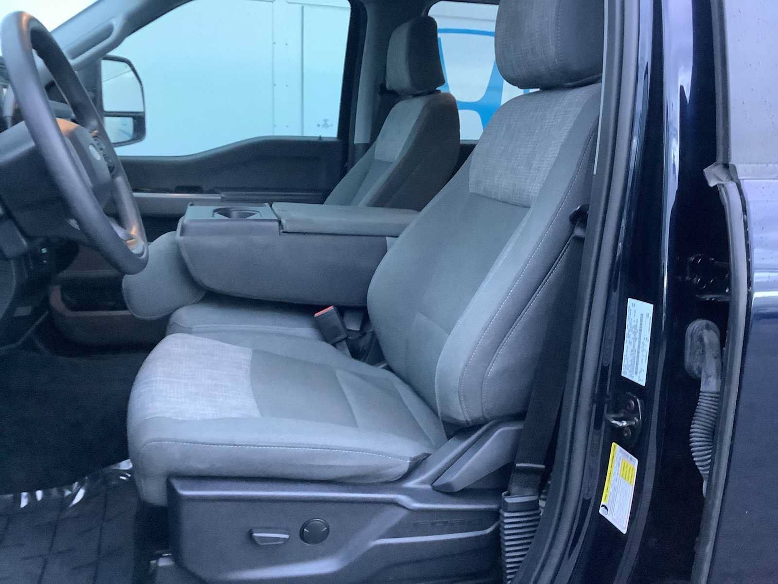 Used 2023 Ford F150 XLT AWD/4WD image 11