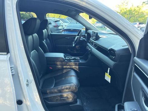 Certified 2025 Honda Pilot EX-L image 14
