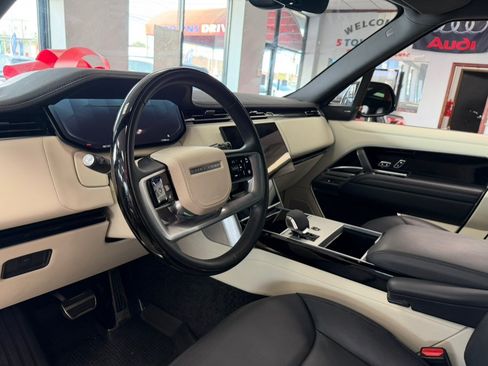 Used 2024 Land Rover Range Rover Long Wheelbase SE AWD/4WD image 30