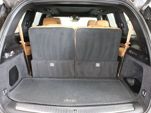 Used 2024 Jeep Grand Cherokee L Summit w/ MOPAR Finishing Package AWD/4WD image 9