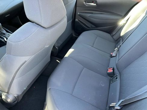 Used 2020 Toyota Corolla LE image 17