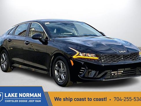 Used 2022 Kia K5 LXS image 1