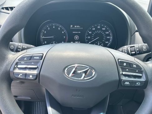 Certified 2023 Hyundai Kona SEL AWD/4WD image 16