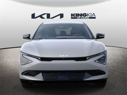 New 2025 Kia EV6 Light image 2