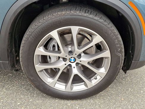 Used 2025 BMW X5 xDrive40i w/ Premium Package AWD/4WD image 8