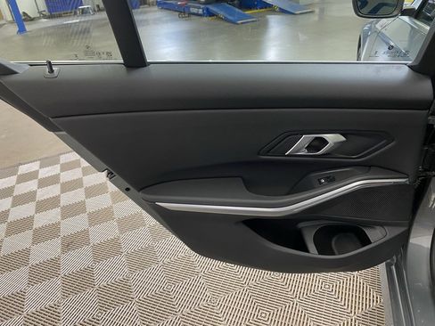 Used 2025 BMW 330i xDrive Sedan image 21