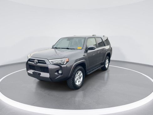 Used 2021 Toyota 4Runner SR5 Premium image 4