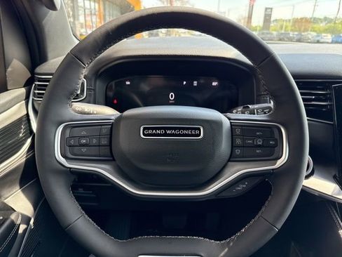 New 2026 Jeep Grand Wagoneer Limited AWD/4WD image 12