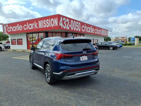 Used 2022 Hyundai Santa Fe Limited FWD image 3