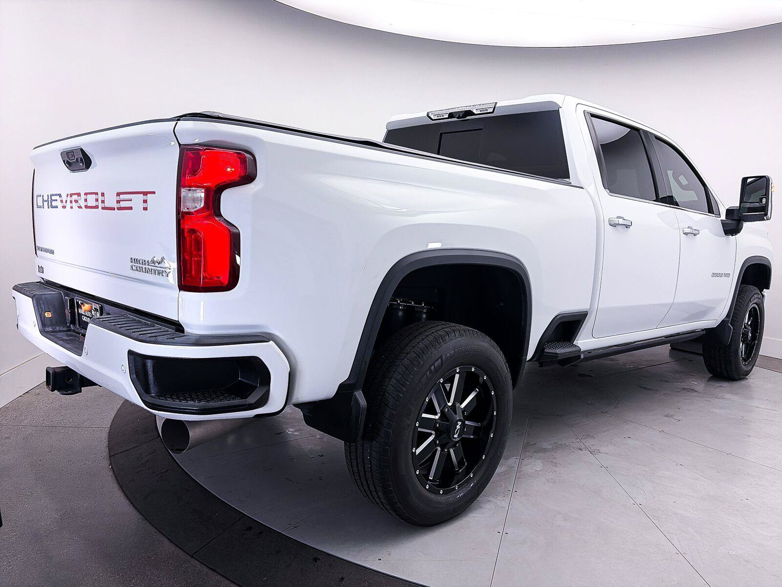 Used 2022 Chevrolet Silverado 2500 High Country w/ Z71 Off-Road Package AWD/4WD image 19
