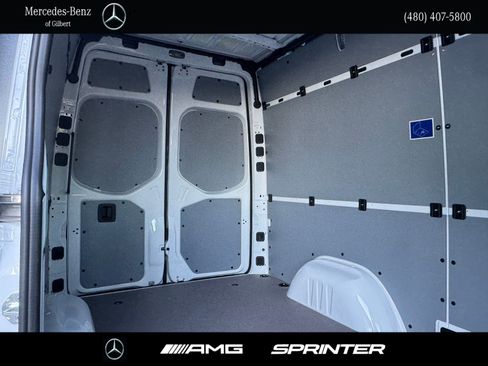 New 2025 Mercedes-Benz Sprinter 2500 image 10