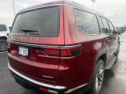 Used 2022 Jeep Wagoneer Series II w/ Premium Group I image 4
