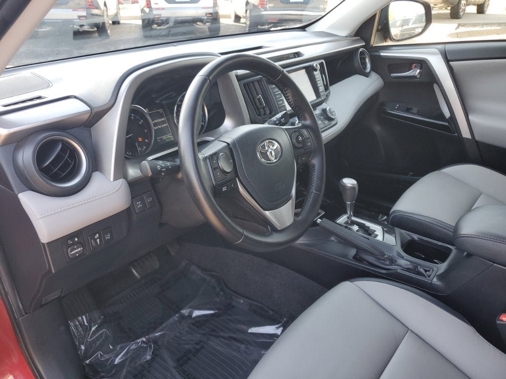 Used 2017 Toyota RAV4 Limited w/ Advanced Technology Package AWD/4WD image 15