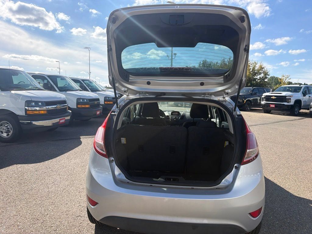 Used 2014 Ford Fiesta SE FWD image 25