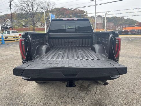 New 2026 GMC Sierra 2500 AT4 w/ Technology Package image 53