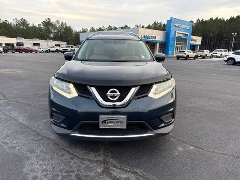 Used 2016 Nissan Rogue SV w/ SV Premium Package image 8