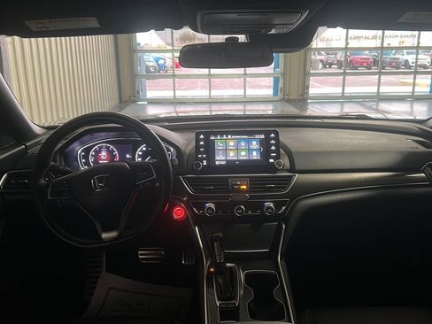 Used 2019 Honda Accord Sport image 27