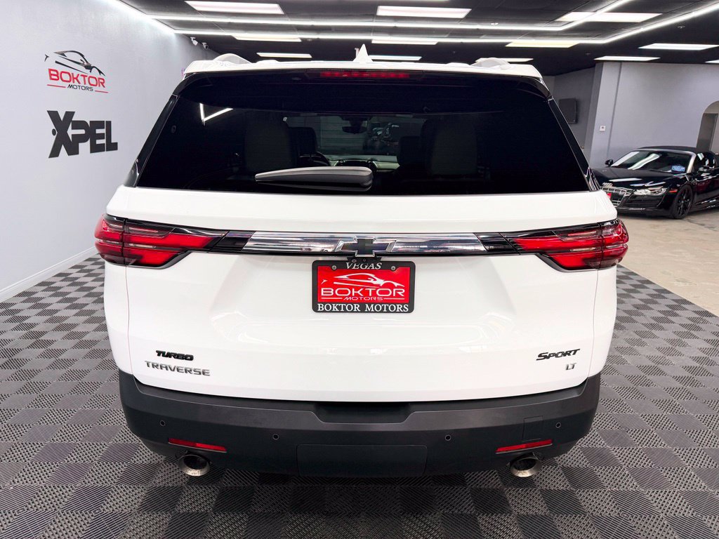 Used 2022 Chevrolet Traverse LT w/ LT Premium Package FWD image 13
