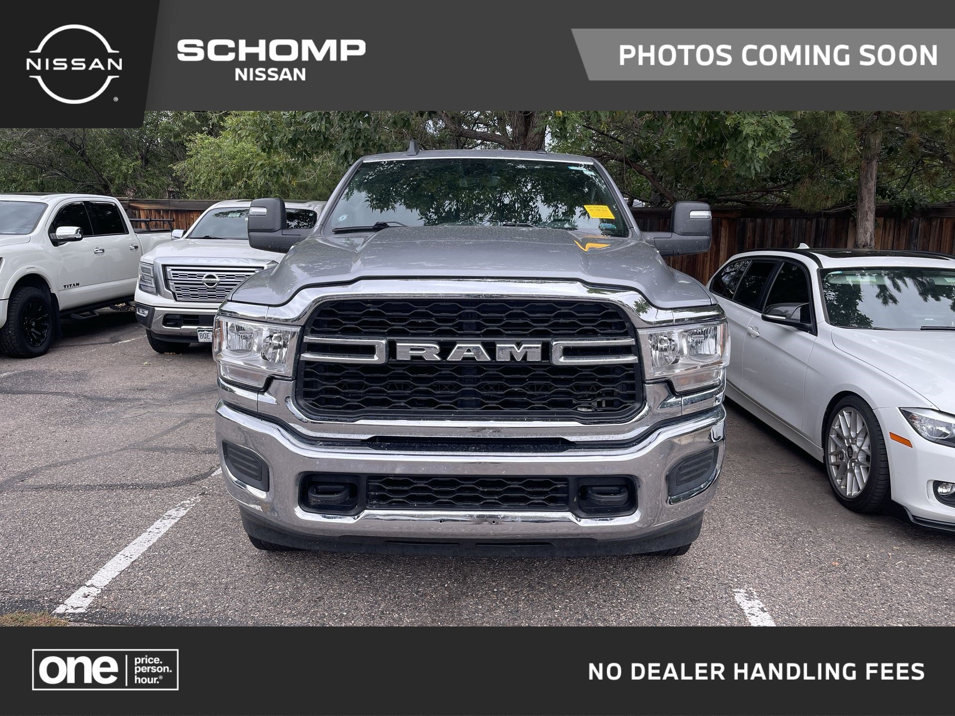Used 2024 RAM 3500 Tradesman w/ Chrome Appearance Group AWD/4WD image 1