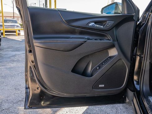 Used 2019 Chevrolet Equinox Premier image 10