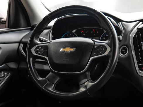 Used 2018 Chevrolet Traverse LT FWD image 20