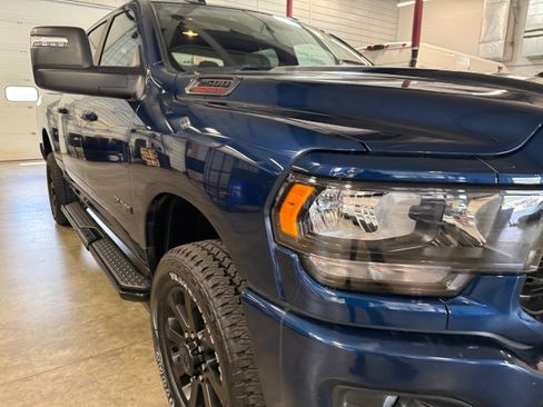 Used 2024 RAM 2500 Big Horn w/ Night Edition AWD/4WD image 3