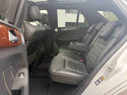 Used 2013 Mercedes-Benz ML 63 AMG 4MATIC image 13