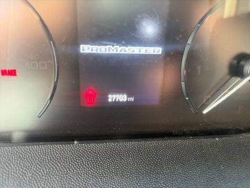 Used 2025 RAM ProMaster 3500 w/ Convenience Group FWD image 17