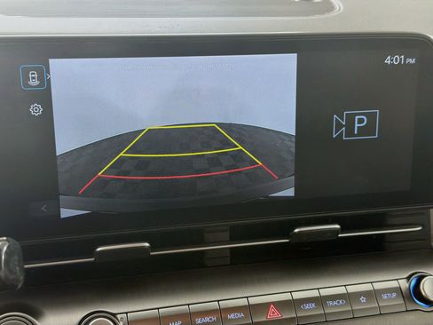 Used 2025 Hyundai Kona SEL FWD image 23
