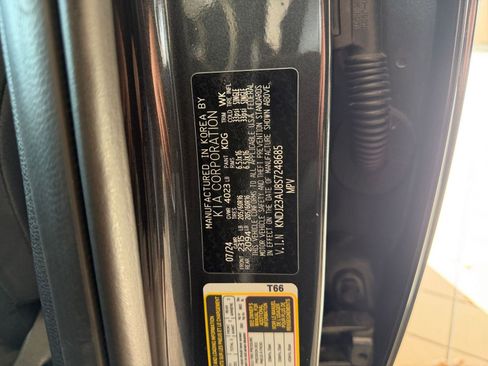 Used 2025 Kia Soul LX w/ LX Technology Package image 23