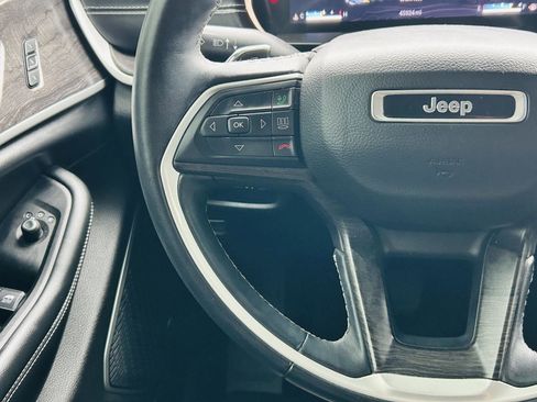 Used 2022 Jeep Grand Cherokee L Limited image 21