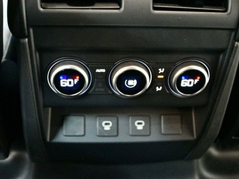 Used 2024 Land Rover Defender 110 S AWD/4WD image 67