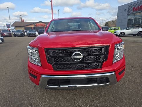Used 2024 Nissan Titan SV w/ Accessory Utility Package image 2