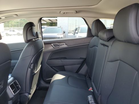 New 2026 Kia Sportage EX w/ EX Panoramic Sunroof Package image 10