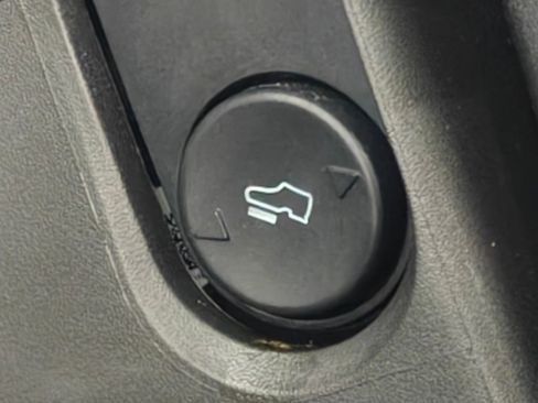 Used 2016 Ford F250 Platinum AWD/4WD image 14