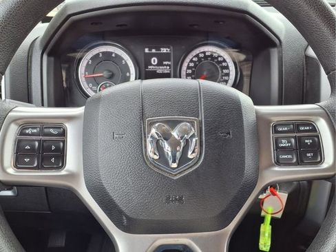 Used 2024 RAM 1500 Classic SLT image 17