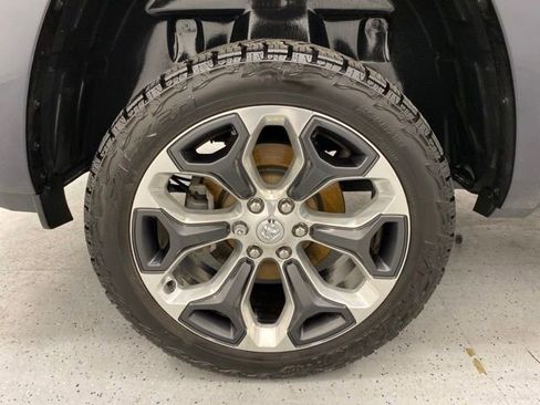 Used 2019 RAM 1500 Limited image 8