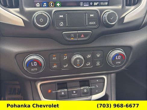 Used 2024 GMC Terrain SLT w/ Elevation Edition FWD image 16