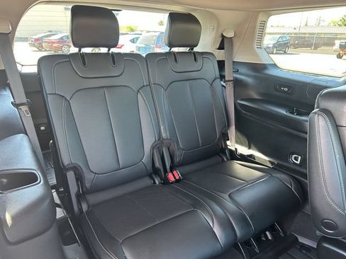Used 2022 Jeep Grand Cherokee L Limited w/ Luxury Tech Group II AWD/4WD image 36